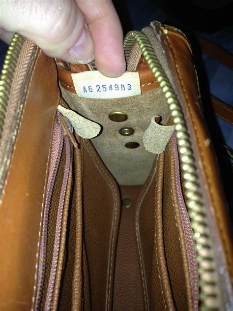 dooney bourke handbags counterfeit